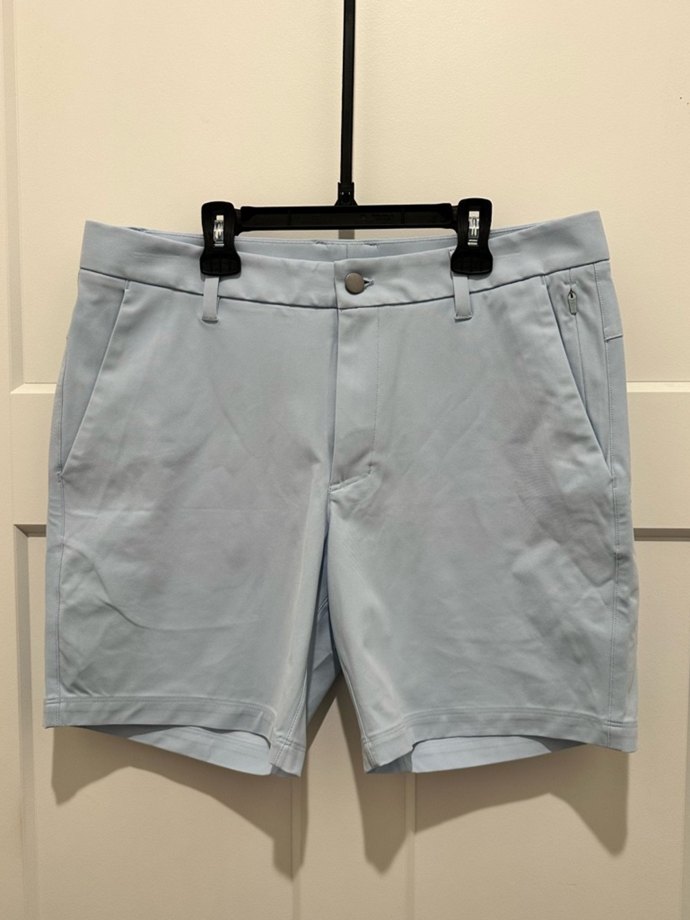 Crz Yoga Golf Shorts Mens 32 Chambray Blue Chino Performance Casual Stretch NWT